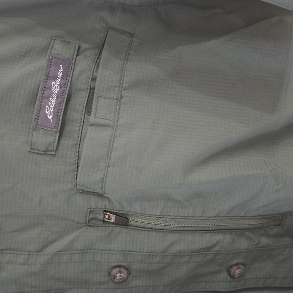 Eddie Bauer Men's Forest Green Button-Up Shirt Large - Picture 3 of 4